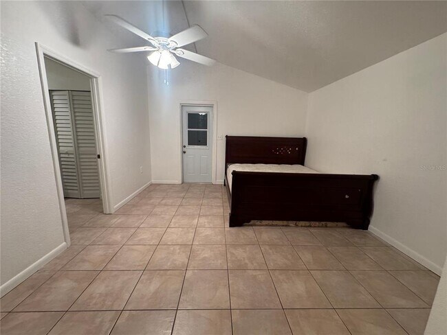 Building Photo - 1031 Mohawk St