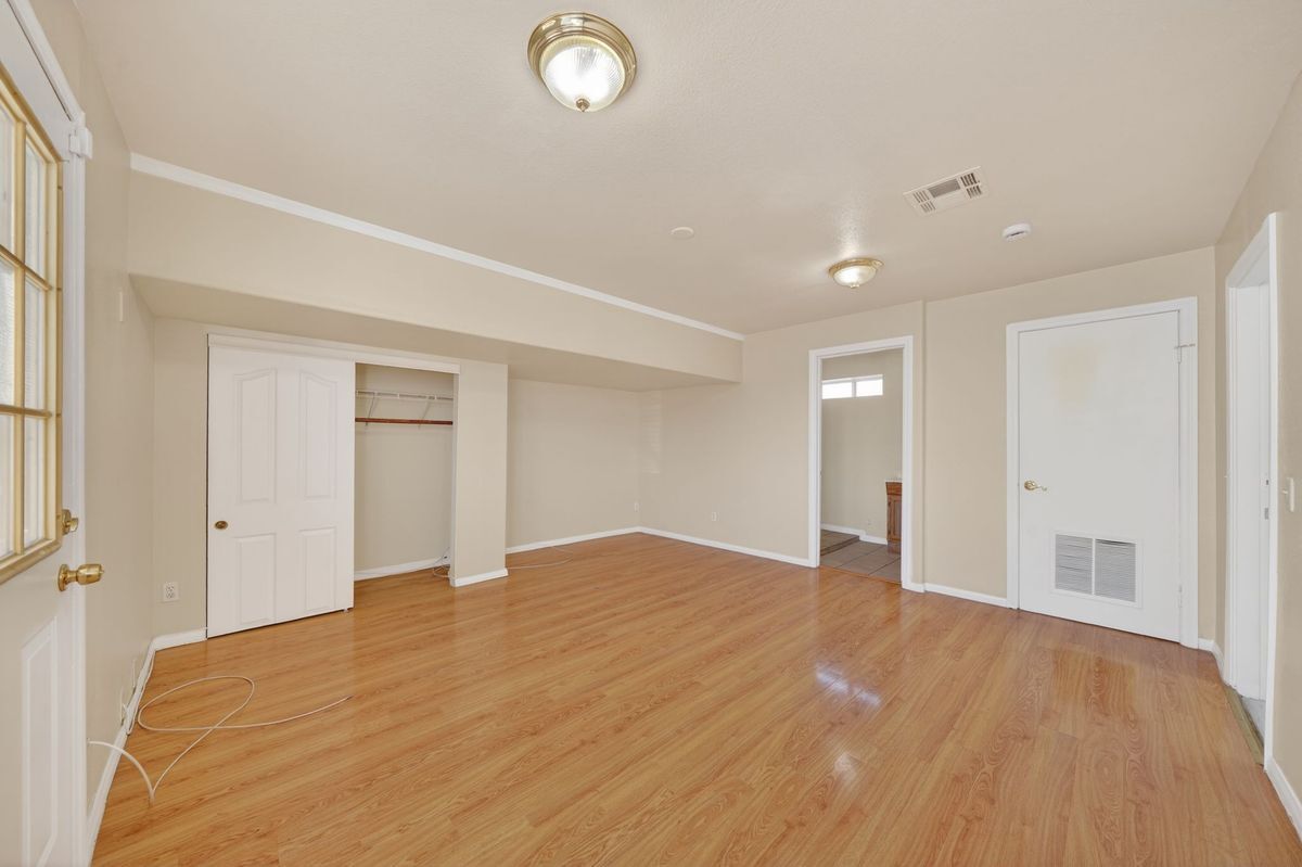 Building Photo - 3854 Chopin Ct