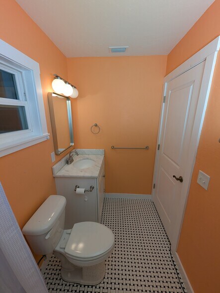 Bathroom 2 - 910 NW 29th Pl