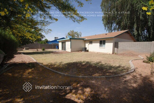 Building Photo - 2573 E Commonwealth Cir