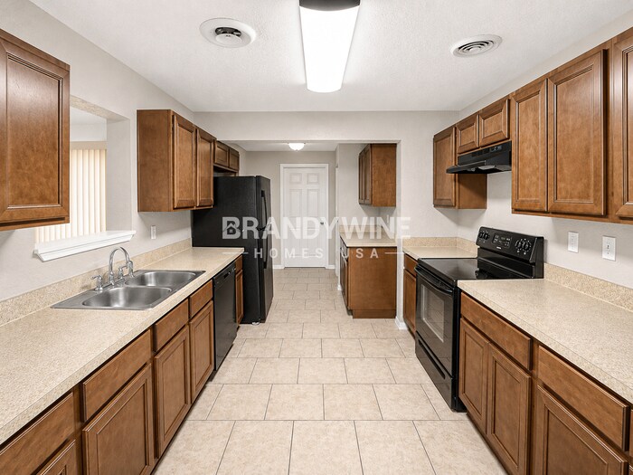 Building Photo - 130 Flamingo Ave