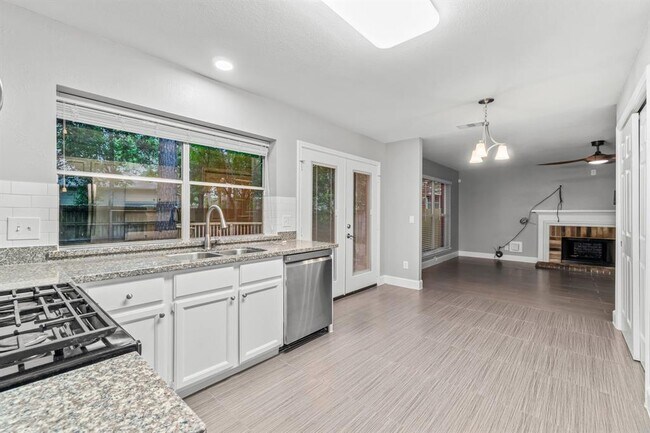 Building Photo - 139 W Village Knoll Cir