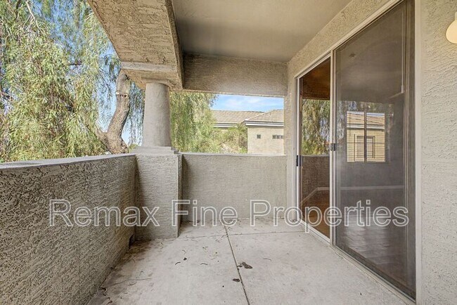 Building Photo - 5303 N 7th St