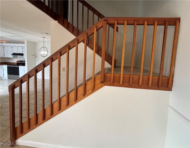 Building Photo - 5201 Cedarbend Dr