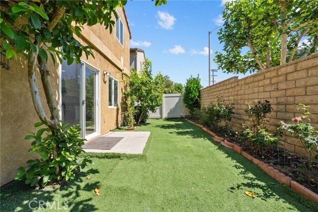 Building Photo - 9427 Lemona Ave