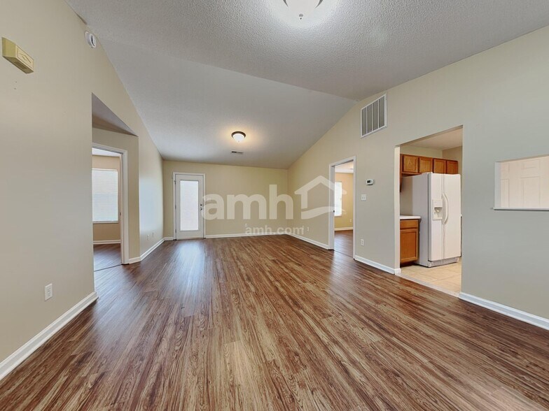 Building Photo - 7809 Bill Keaton Dr