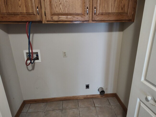 Building Photo - 1450 Morris Way Dr