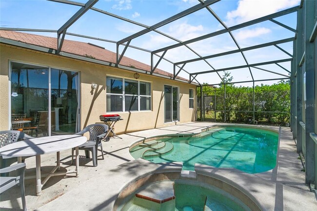 Building Photo - 217 Sand Ridge Dr