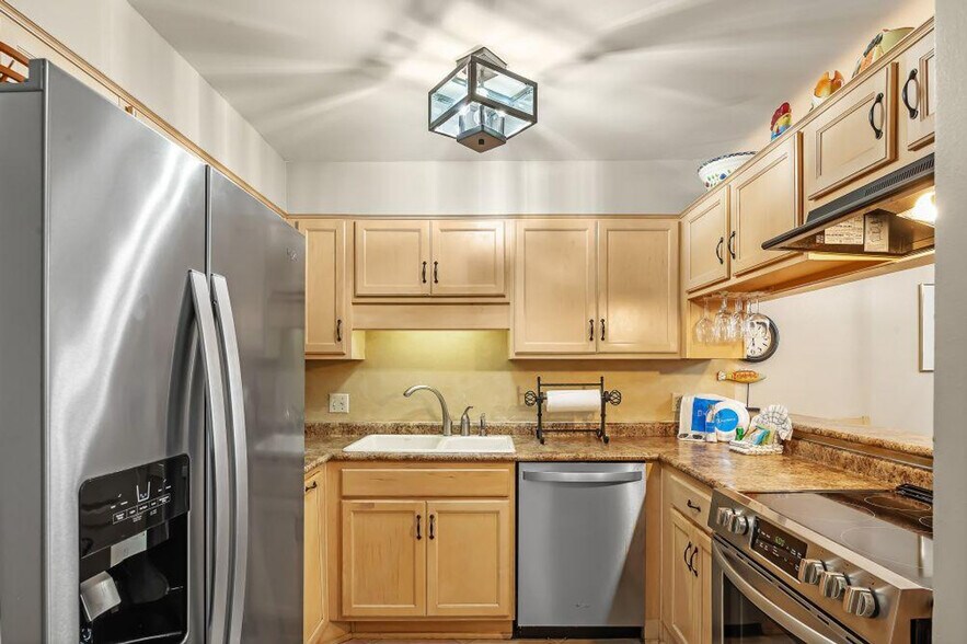 Building Photo - 1516 Sandpiper Ln