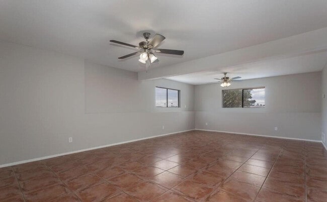 Building Photo - 15013 N Calle Del Prado