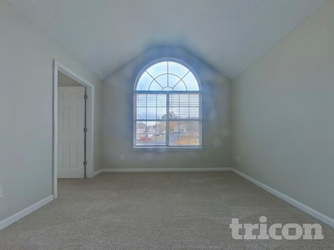 Building Photo - 6972 Foxmoor Way