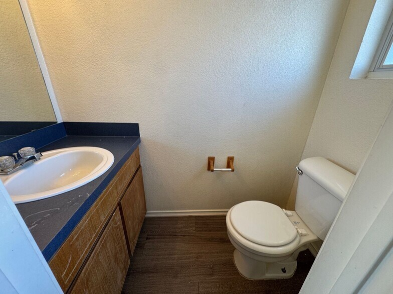 Building Photo - 1707 Kylie Cir