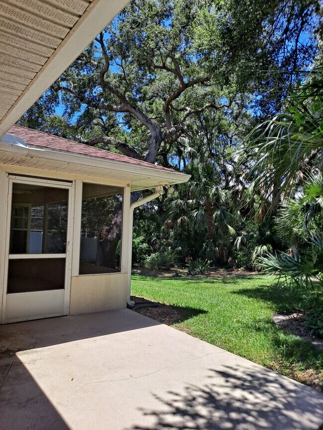 Building Photo - BEACHSIDE NSB FURNISHED RENTAL AVAILABLE MONTHLY!