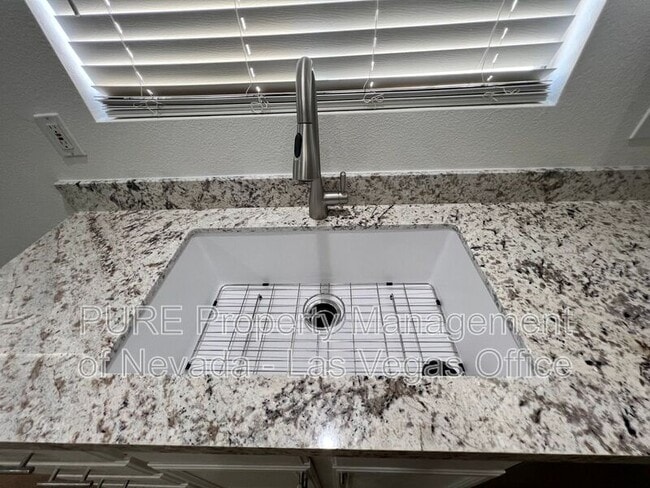 Building Photo - 3322 Ocatillo Mesa Way