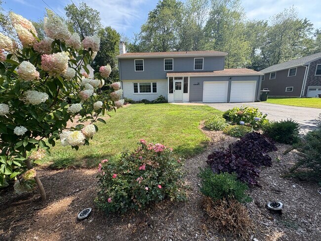 Primary Photo - 59 Richmond Ln