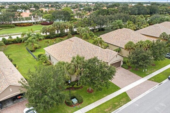 Building Photo - 4615 Siena Cir