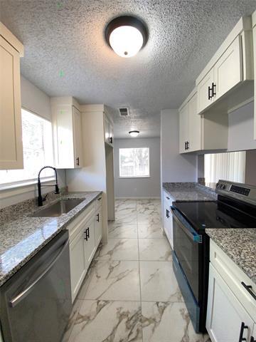Building Photo - 3519 Winslow Dr