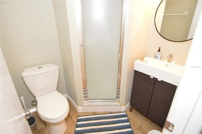 Building Photo - 3873 Pompano Dr SE