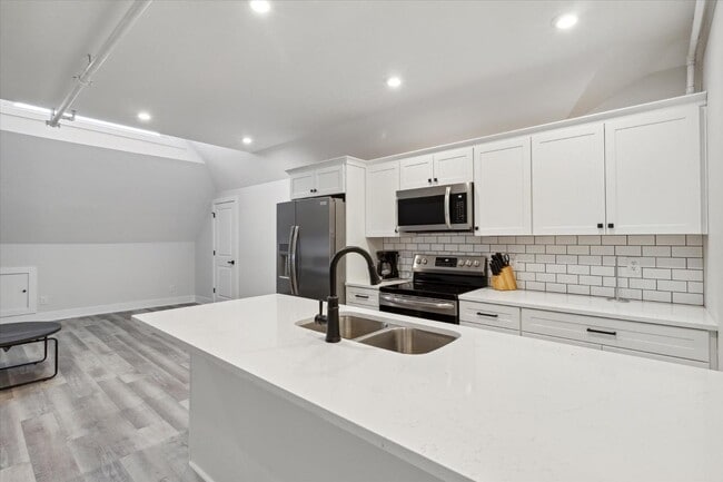 Building Photo - 1164 Terrace St