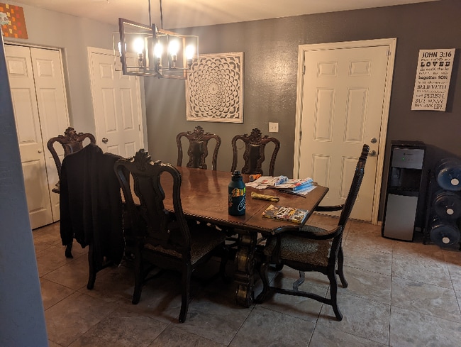 Building Photo - 837 E Gable Ave