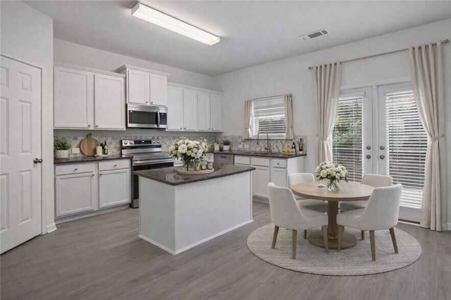 Building Photo - 1805 Liberty Pkwy NW