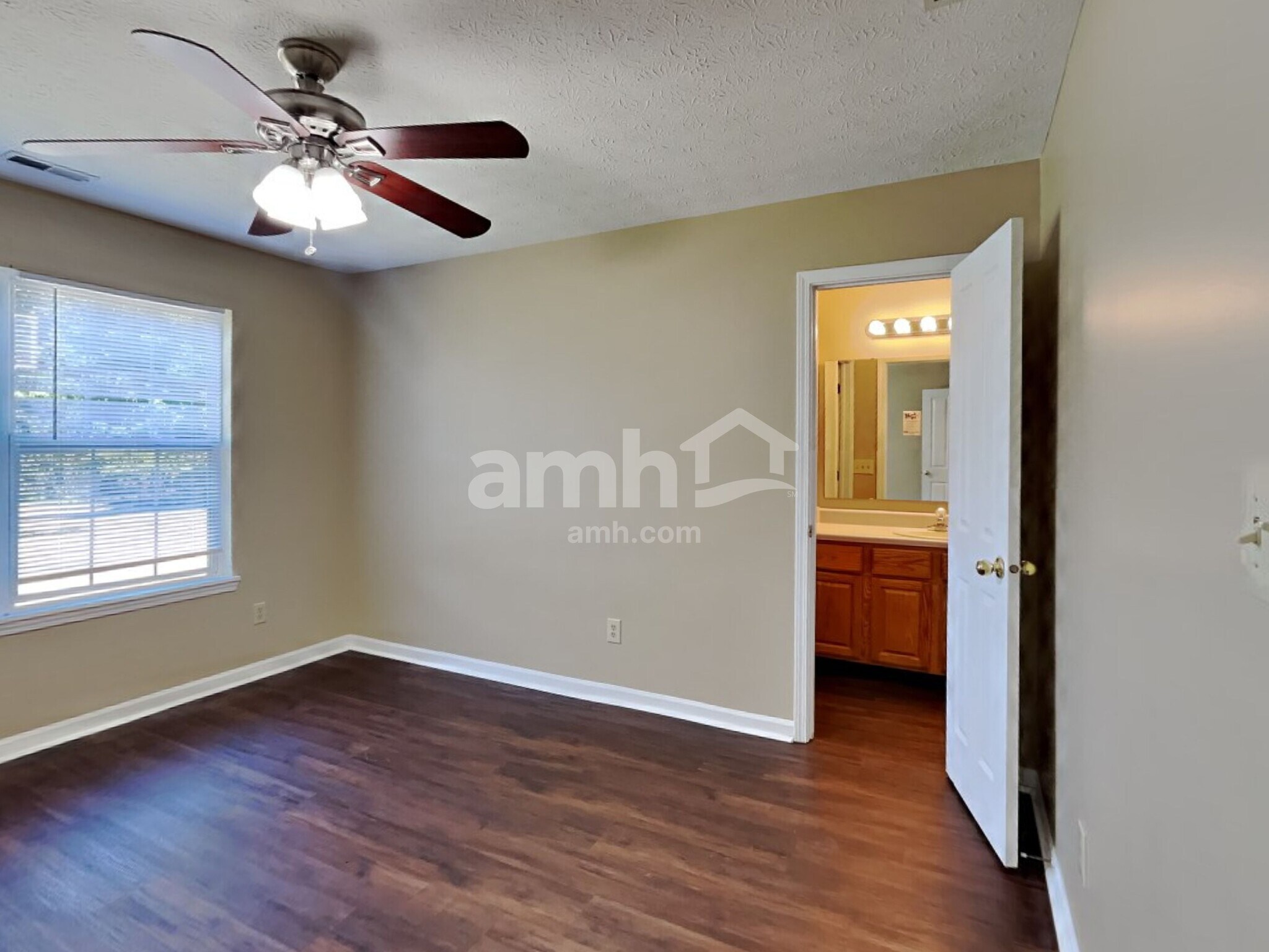 Building Photo - 1610 Winding Creek Trl