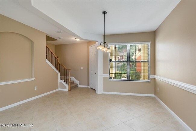 Building Photo - 3670 Casitas Dr