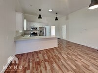 Building Photo - 1064 30th St