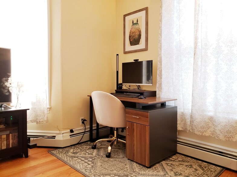 Building Photo - 65 Walden St