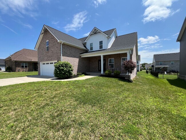 Building Photo - 557 Dexter Dr