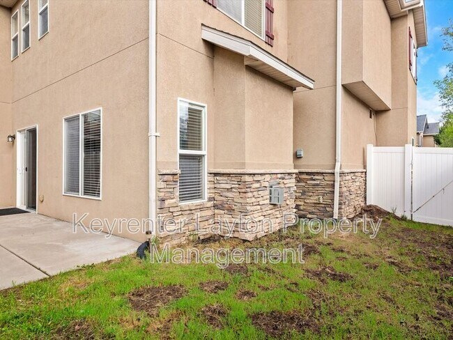 Building Photo - 6171 S 1375 E