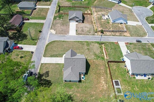Building Photo - 15176 Blendor Crooks Dr