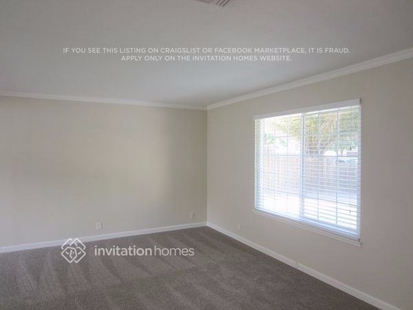 Building Photo - 160 Lakehurst Dr