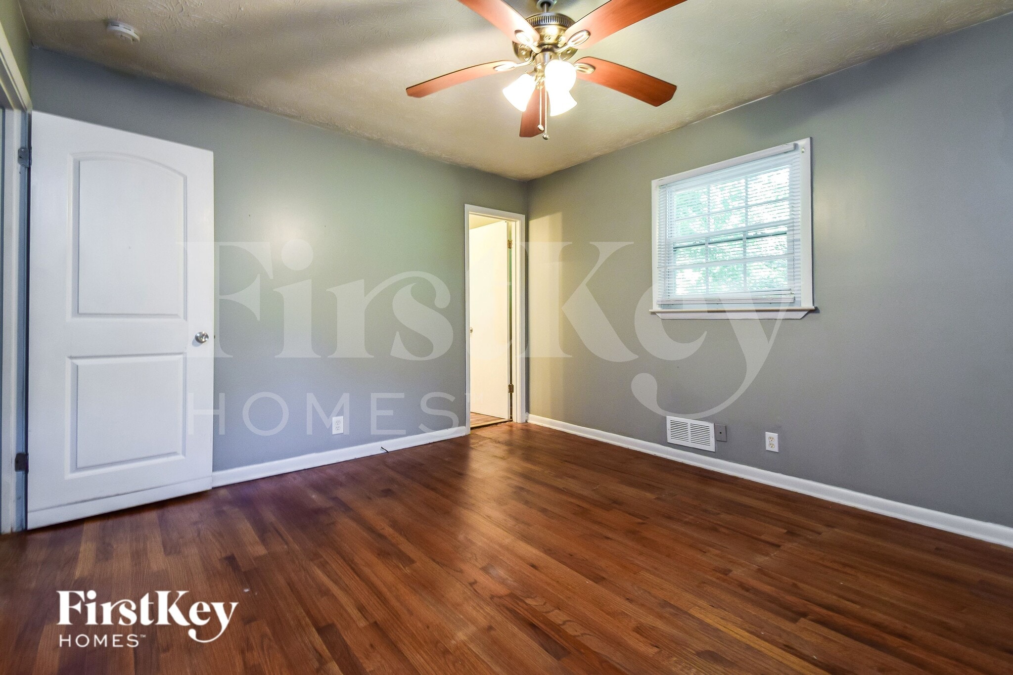 Building Photo - 595 Sheppard Rd