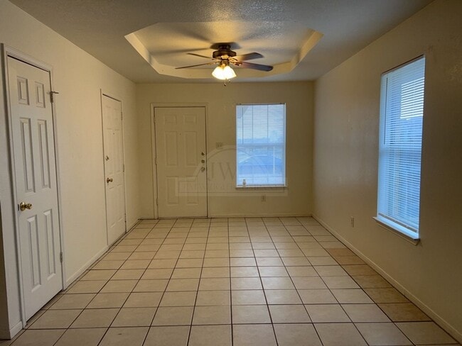 Building Photo - 5305 Morning Glen Ln