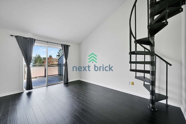 Building Photo - 3 BED & 3 BATH CONDO FOR RENT