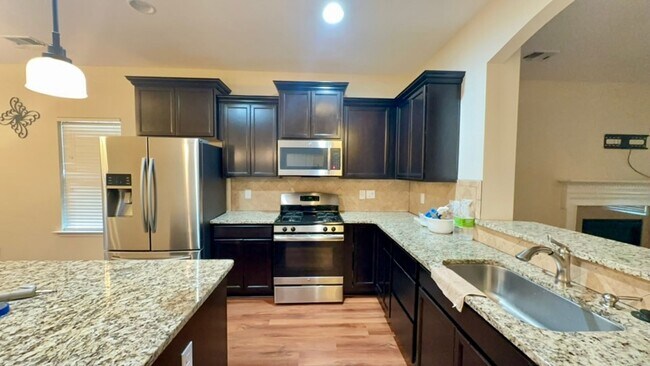 Building Photo - Experience the perfect blend of comfort & modern living in this beautiful home located in Northea...