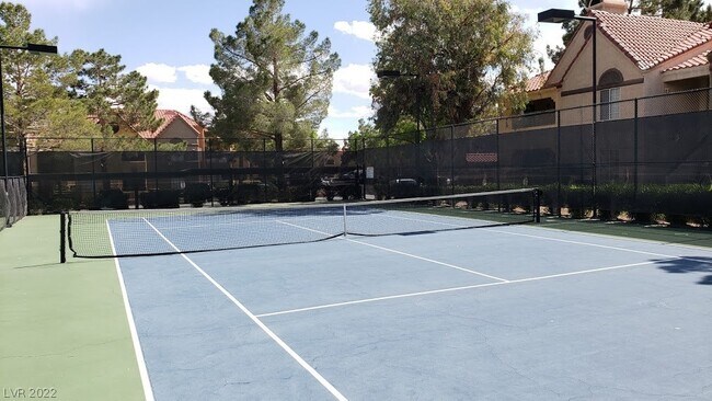 Building Photo - 2200 S Fort Apache Rd