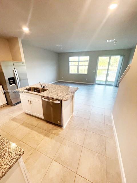 Building Photo - 3939 SE Mentmore Ln