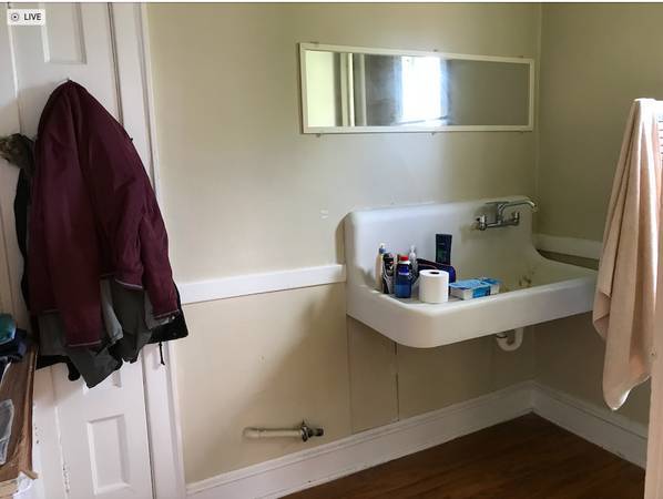 Building Photo - 2956 N Prospect Ave