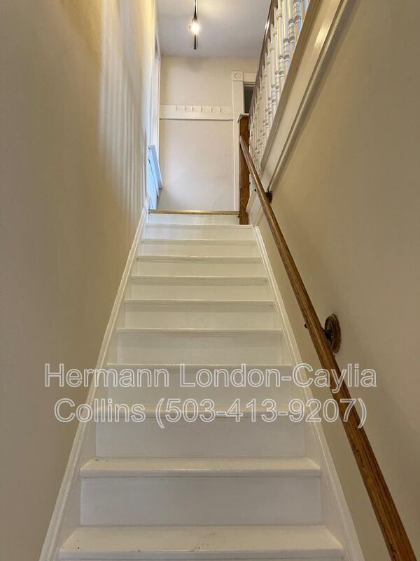 Building Photo - 4506 S Grand Blvd