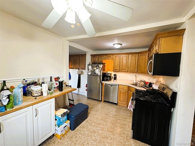 Building Photo - 42 Hamilton Rd