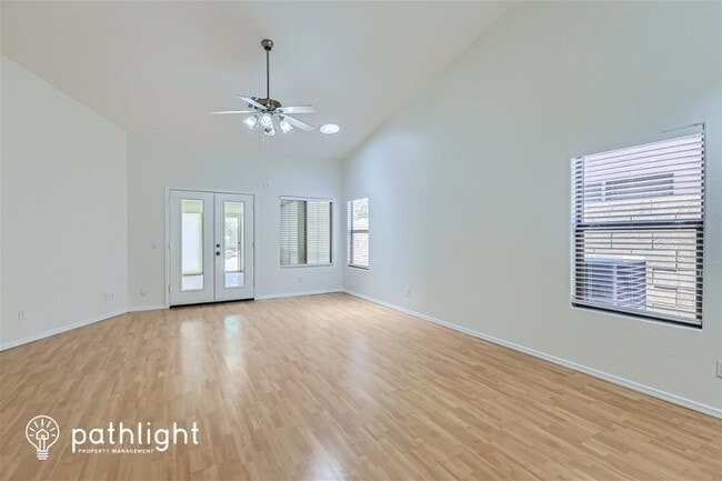 Building Photo - 2733 E Gary Way