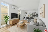 Building Photo - 814 3rd St