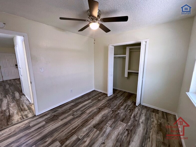 Building Photo - 2111 NW Lindy Ave