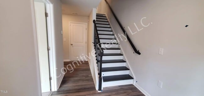 Building Photo - 1426 Rosepine Drive