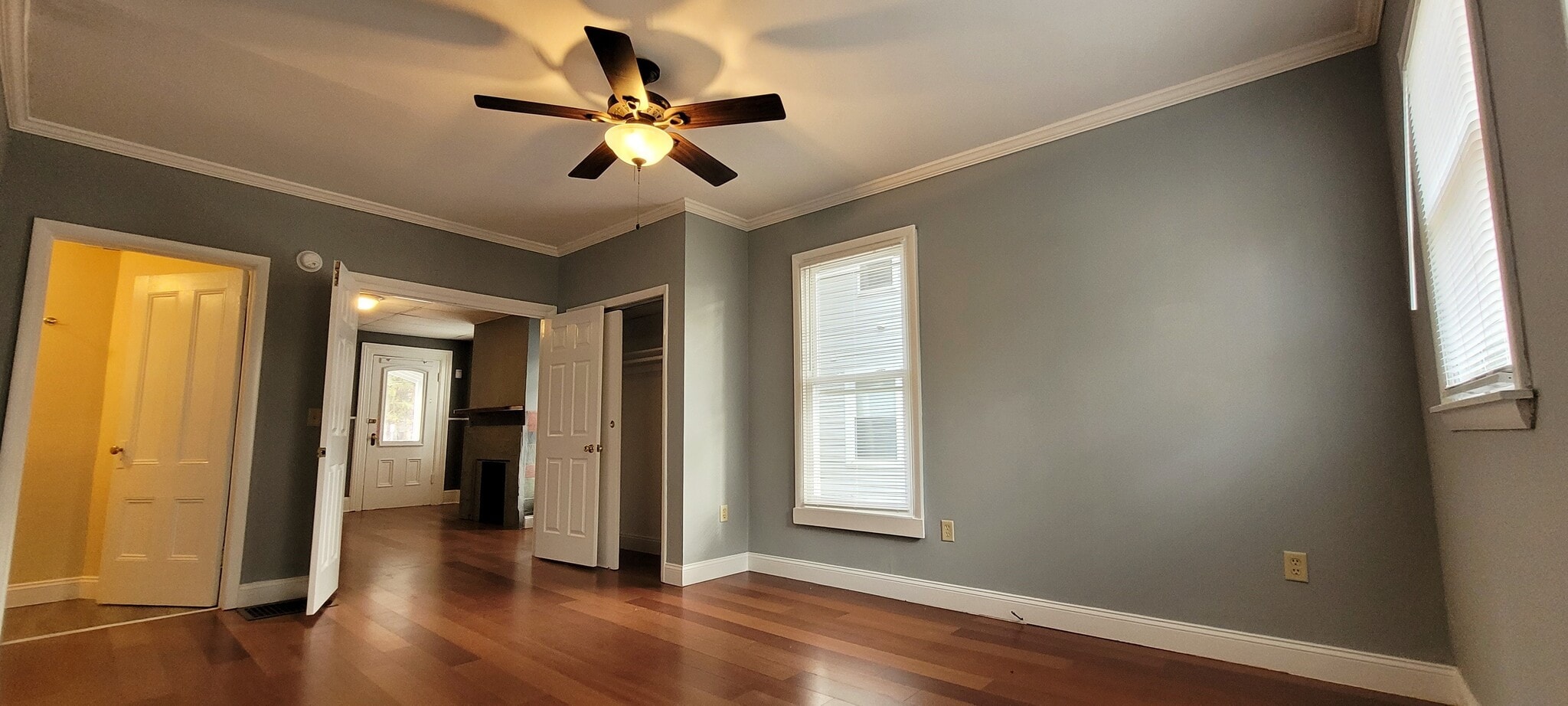 Primary Bedroom - 527 W Water St