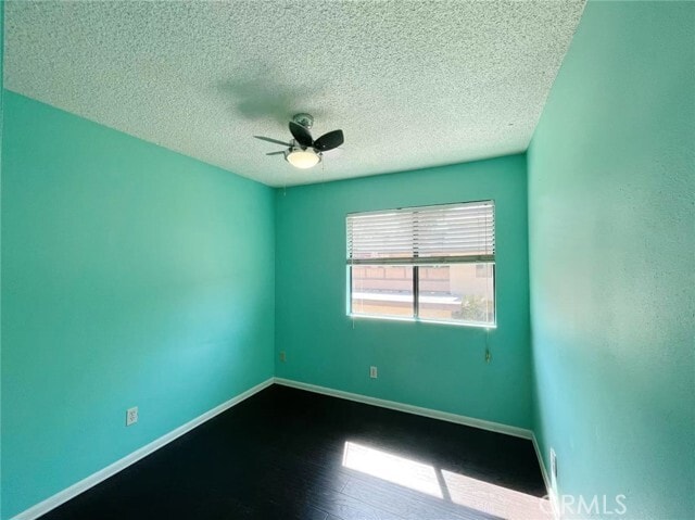 Building Photo - 21648 Laurelrim Dr