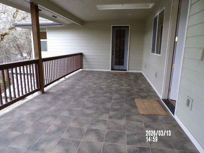 Building Photo - 4510 NW Queens Ave