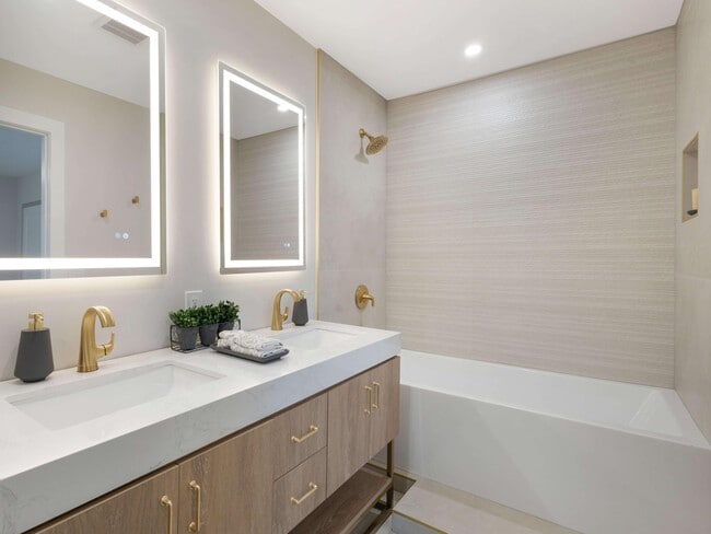 Building Photo - 7 Crossings Cir